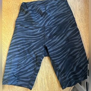 Lululemon 8’ Biker Short